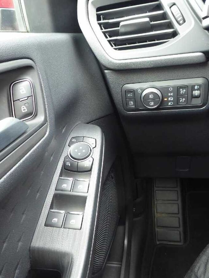 Ford Kuga Plug-In Hybrid Titanium X,Rückfahrkamera