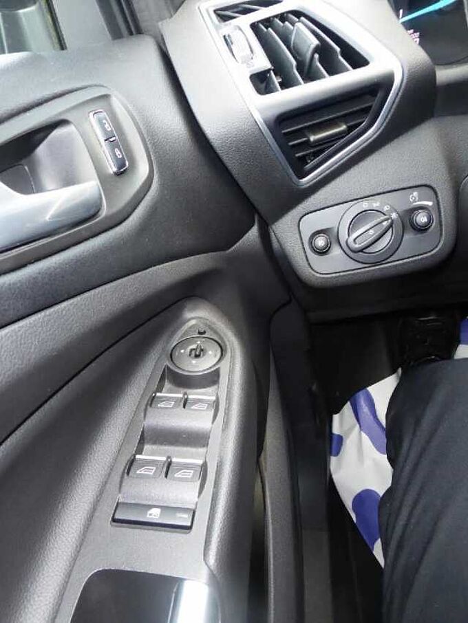 Ford Kuga Titanium,4x4,Rückfahrkamera