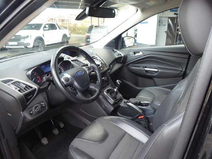 Ford Kuga Titanium,4x4,Rückfahrkamera