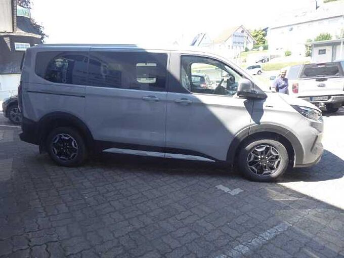Ford Tourneo Custom L1 Active Allrad 5 J. Garantie