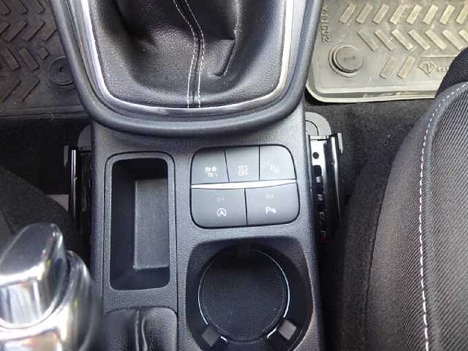 Ford Puma Titanium, Kamera, Navi