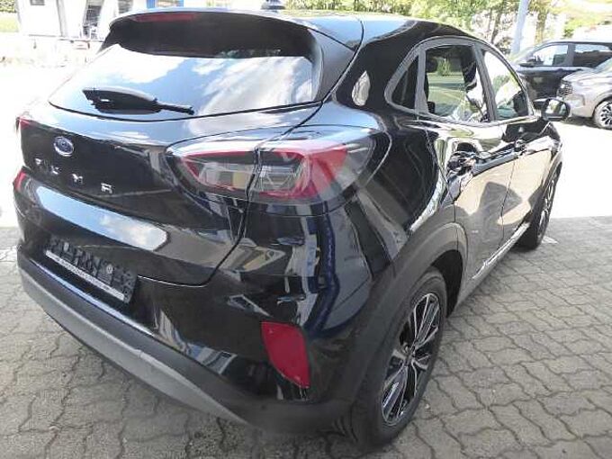 Ford Puma Titanium, Kamera, Navi
