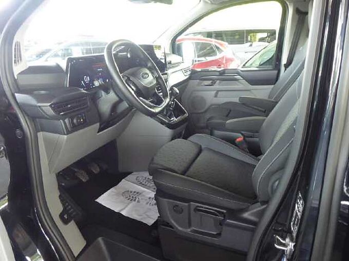 Ford Tourneo Custom Bus 320 L2 Titanium FWD