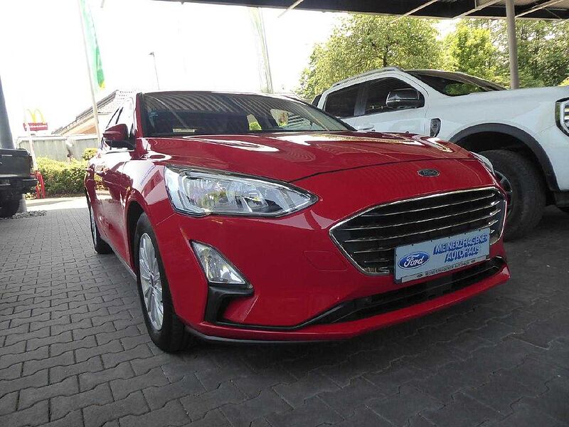 Ford Focus Lim. Titanium, Winter-Paket