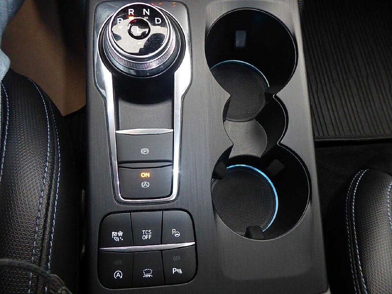 Ford Focus Lim. Active X Autom. **Panoramadach, ACC**