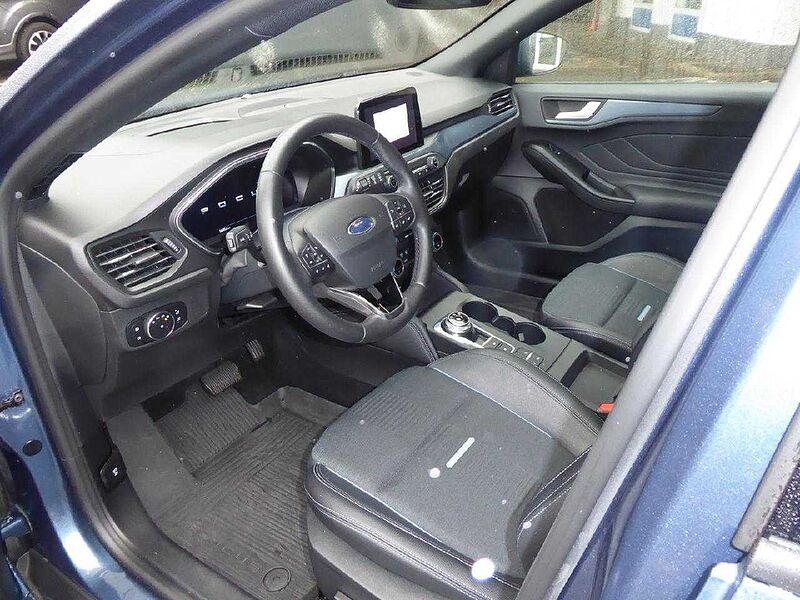 Ford Focus Lim. Active X Autom. **Panoramadach, ACC**