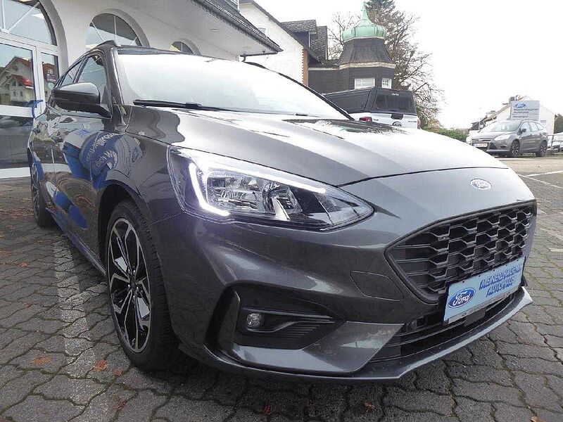 Ford Focus Turnier ST-Line X, Automatik