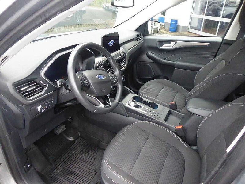 Ford Kuga Titanium 4x4 Automatik, AHK el. schwenkb.