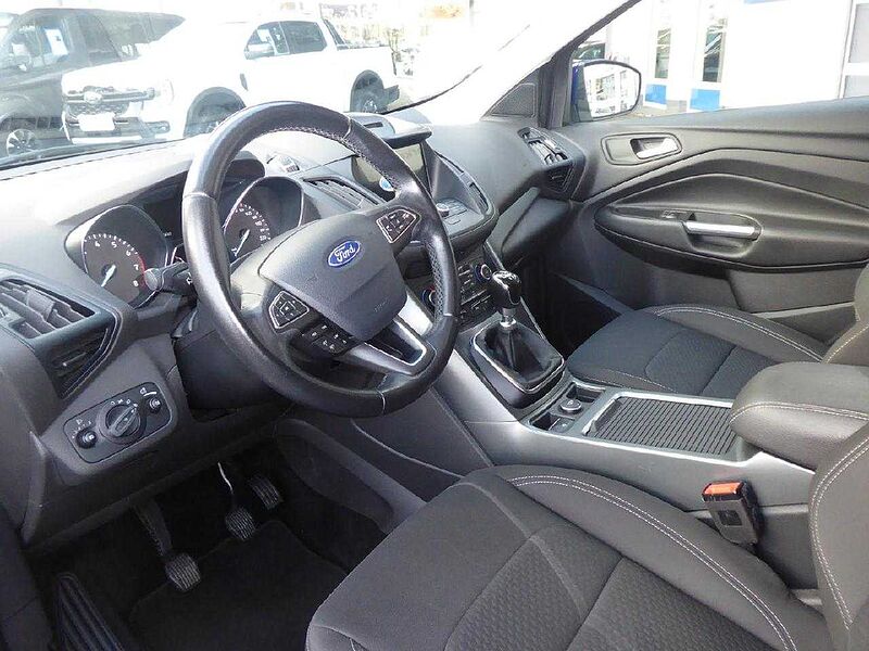 Ford Kuga Cool & Connect, Navi, AHK el. schwenkb.