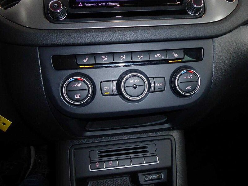 Volkswagen Tiguan Lounge Sport & Style 4Motion Autom. AHK