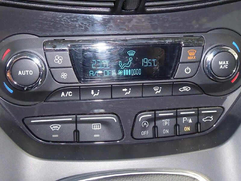 Ford Kuga Titanium,4x4,R&uuml;ckfahrkamera