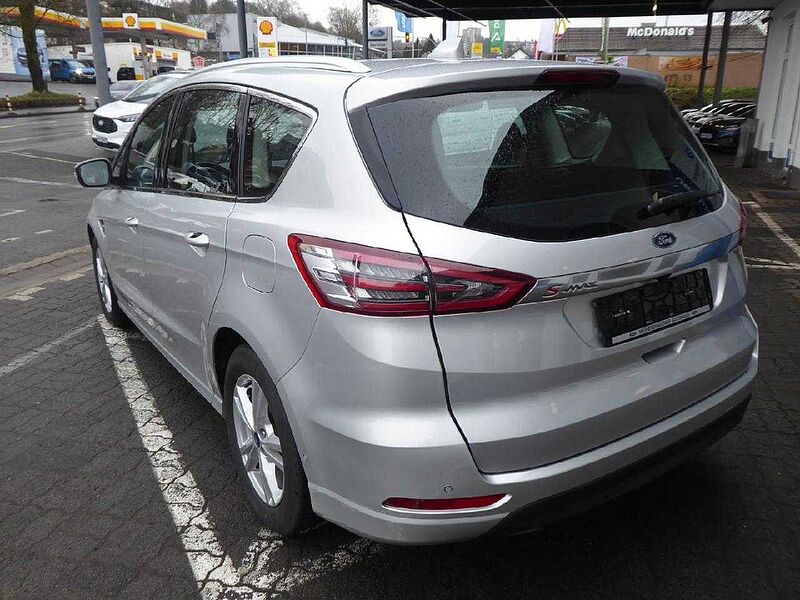 Ford S-Max Titanium, Rückfahrkamera
