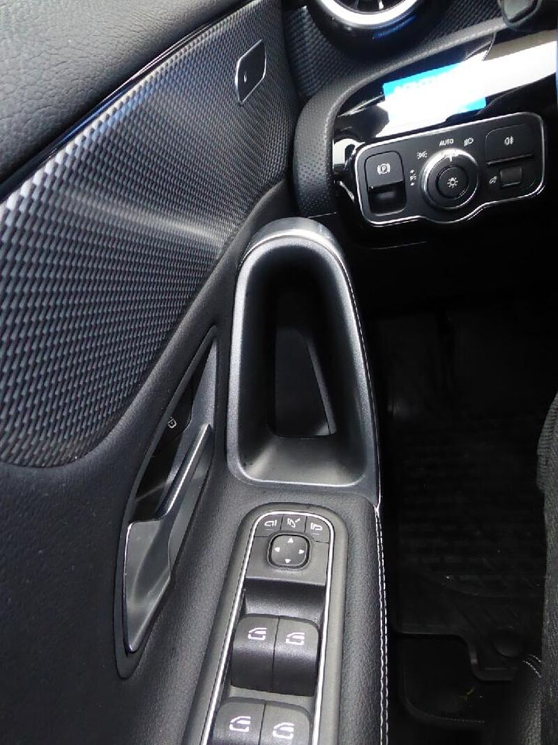 Mercedes-Benz A 220 Automatik