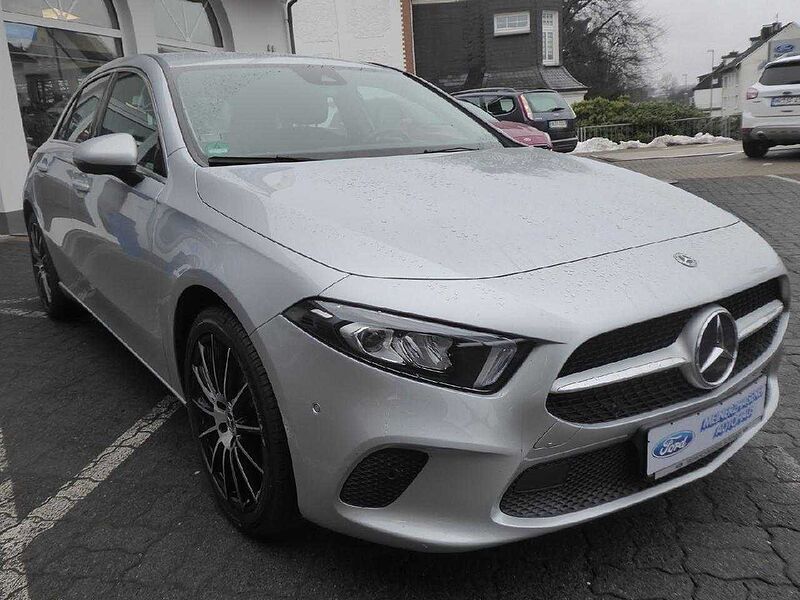 Mercedes-Benz A 220 Automatik