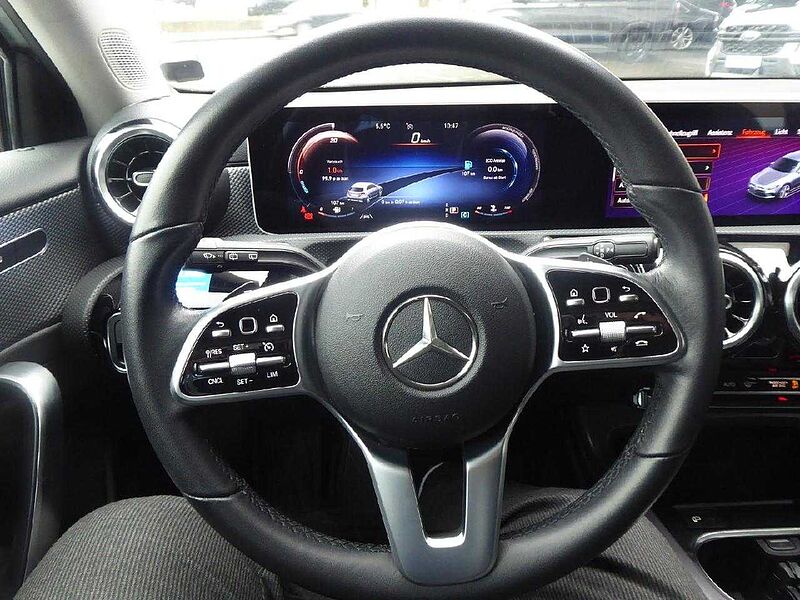 Mercedes-Benz A 220 Automatik
