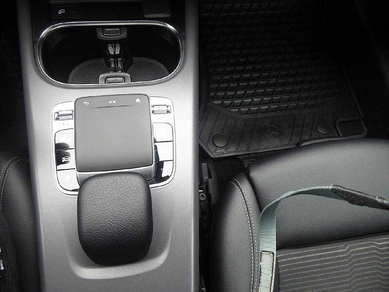 Mercedes-Benz A 220 Automatik