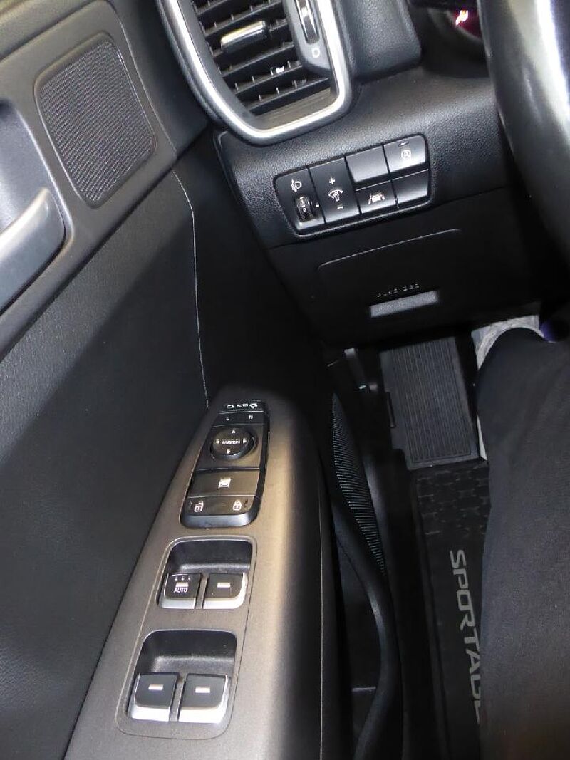 Kia Sportage Vision 2WD, R&uuml;ckfahrkamera, Navi