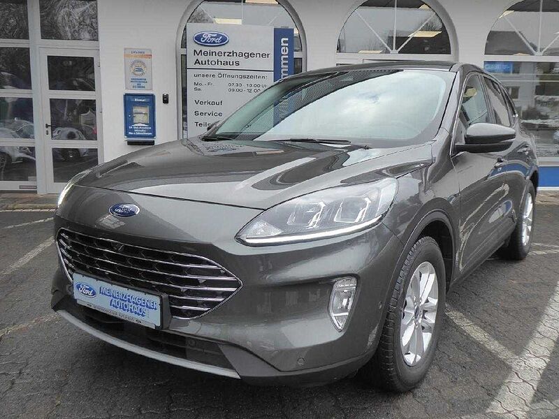 Ford Kuga Titanium, Allrad, R&uuml;ckfahrkam.