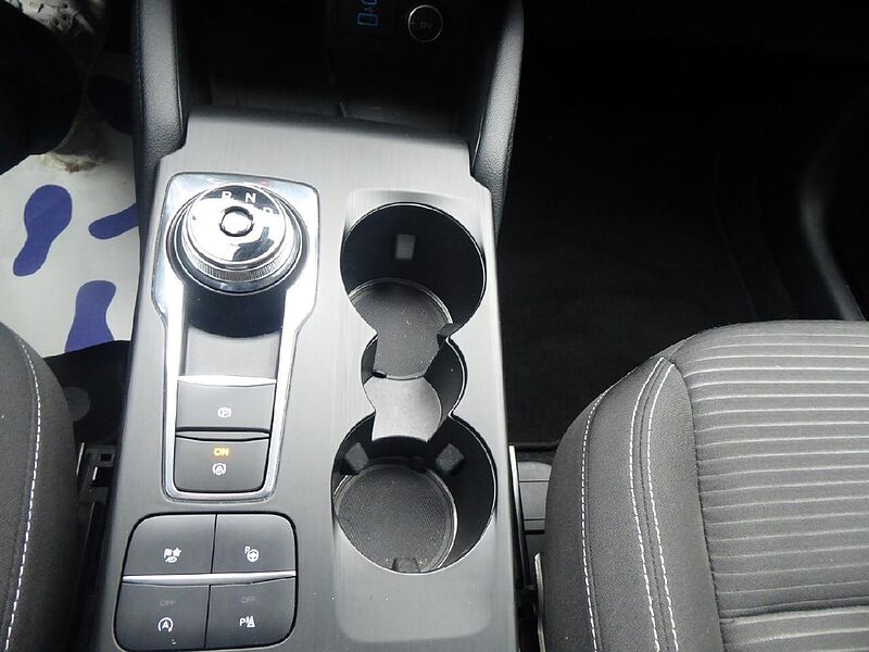 Ford Kuga Titanium, Allrad, R&uuml;ckfahrkam.