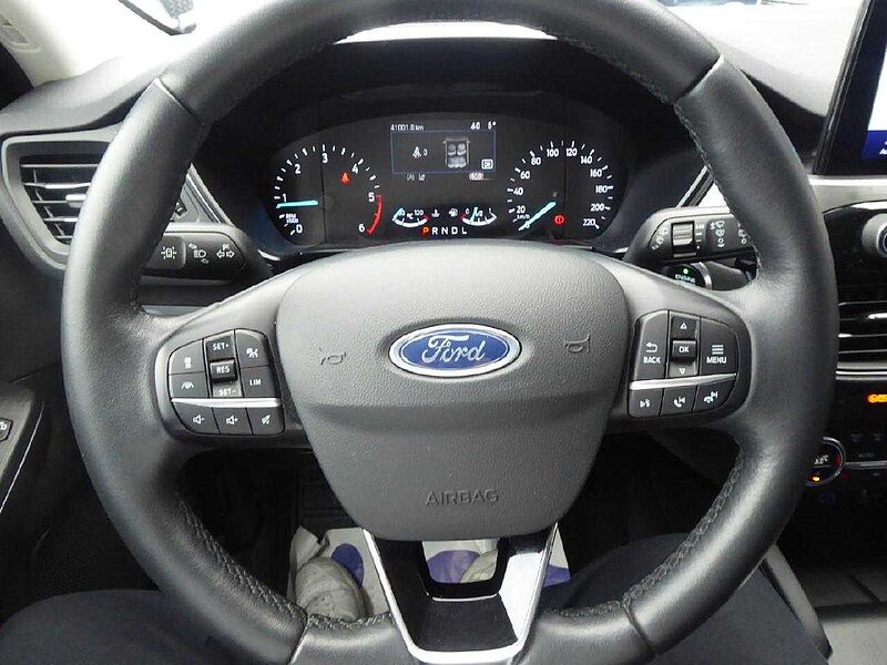 Ford Kuga Titanium, Allrad, R&uuml;ckfahrkam.