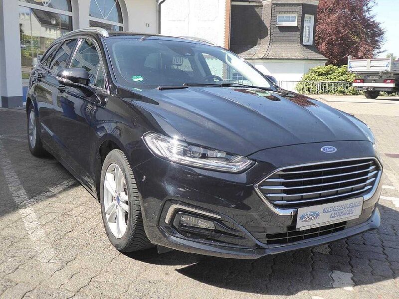 Ford Mondeo Titanium, elektr. AHK, CAM