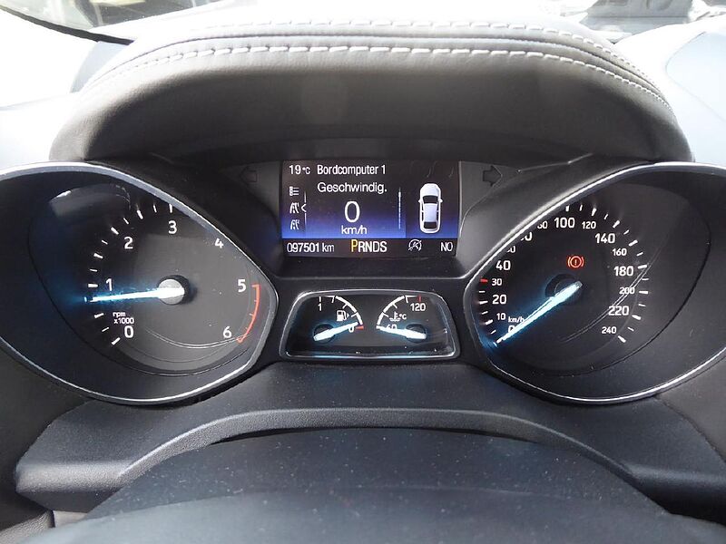 Ford Kuga Vignale 4X4 Autom. AHK schwekb.